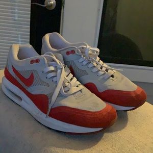 Nike shoes men size 7